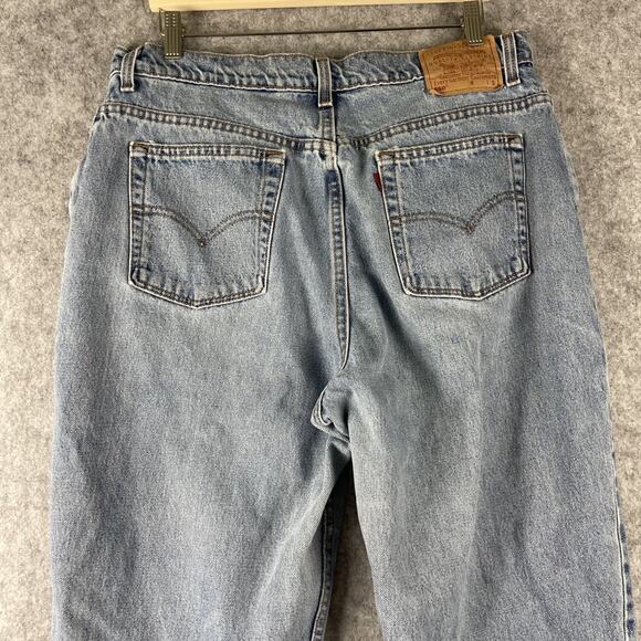 Vintage Levis 550 Jeans Womens 18W Short Relaxed Tapered Light Wash Mom USA 90s - Picture 8 of 15